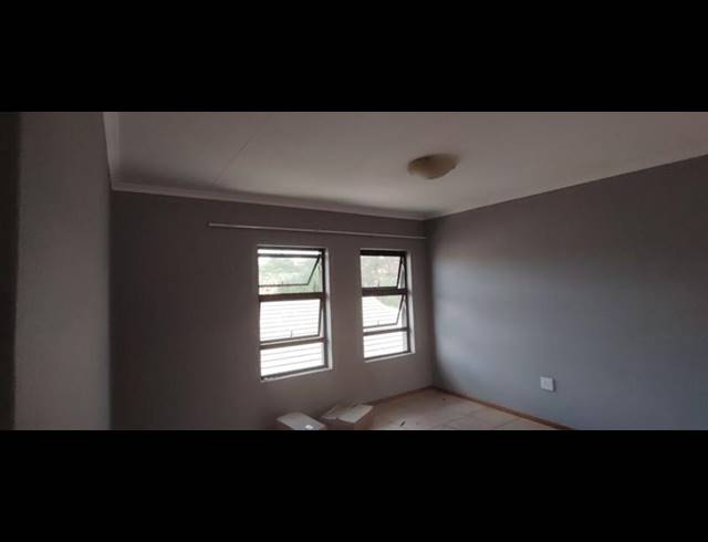 2 BEDROOM PROPERTY TO RENT IN CHANCLIFF RIDGE